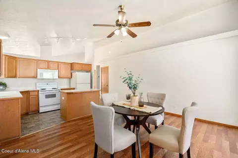 Dining - 5597 E Steamboat Bnd, Post Falls, ID 83854 photo 4 of 4