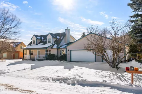 Exterior - 110 Spur Dr, Sandpoint, ID 83864 photo 2 of 6