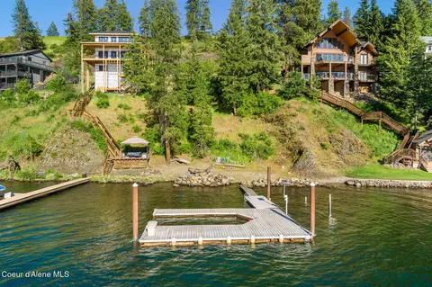5535 S Catamaran Dr, Harrison, ID 83833