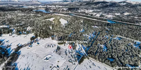 28 Happys Ln, Priest River, ID 83856