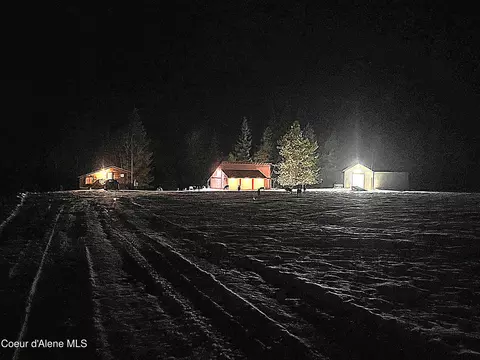 14 Poloma Ln, Priest River, ID 83856