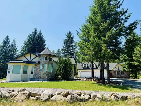 27039 N Carrie Rd, Spirit Lake, ID 83869