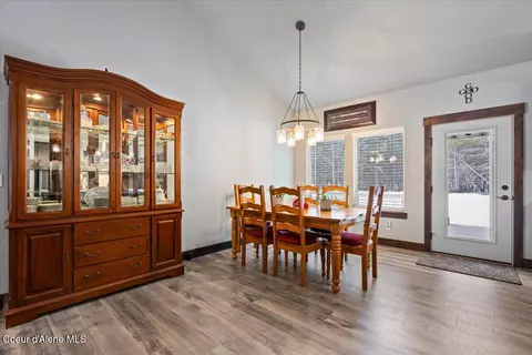 Dining - 21041 N Eclipse Rd, Rathdrum, ID 83858 photo 1 of 2