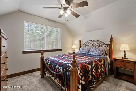 Bedroom - 21041 N Eclipse Rd, Rathdrum, ID 83858 photo 4 of 5