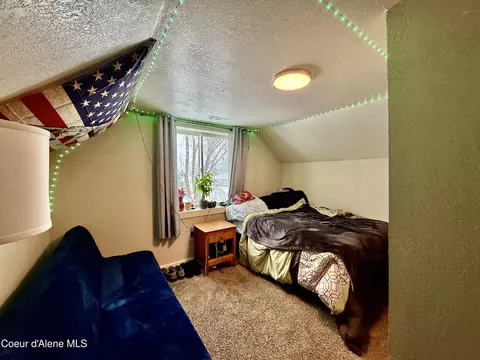 Bedroom - 102 S 3rd St, Pinehurst, ID 83850 photo 6 of 8
