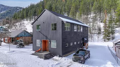 Exterior - 320 Main St, Kellogg, ID 83837 photo 1 of 4