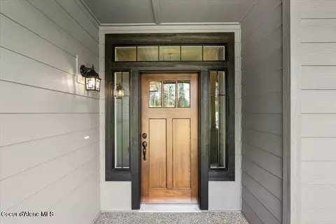Entry Way - 2045 E Plaza Ct, Post Falls, ID 83854 photo 1 of 3