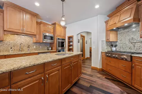 Kitchen - 9876 E Howard Rd, Athol, ID 83801 photo 4 of 4