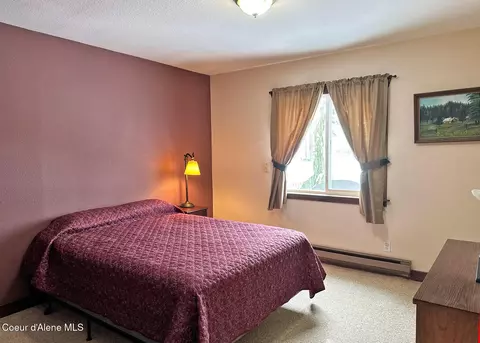 Bedroom - 1108 Pine St, Sandpoint, ID 83864 photo 2 of 5