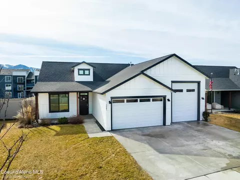 5661 W Gumwood Cir, Post Falls, ID 83854
