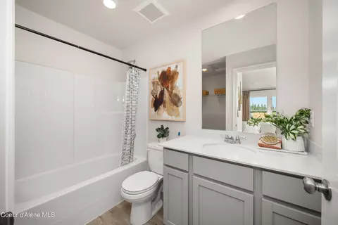 176 E Spirea Ln, Hayden, ID 83835 photo 12