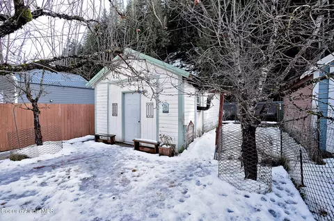 Exterior - 131 King St, Wallace, ID 83873 photo 4 of 6