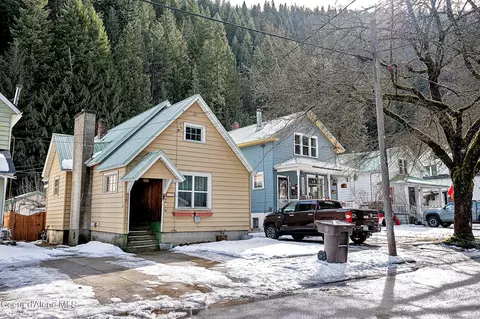 Exterior - 131 King St, Wallace, ID 83873 photo 2 of 6