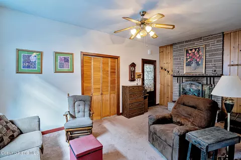 Living - 131 King St, Wallace, ID 83873 photo 3 of 3