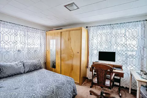 Bedroom - 131 King St, Wallace, ID 83873 photo 3 of 3