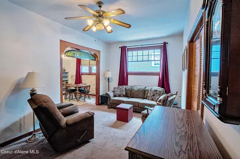 Living - 131 King St, Wallace, ID 83873 photo 2 of 3