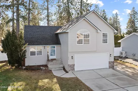 Exterior - 650 E Sand Wedge Dr, Post Falls, ID 83854 photo 2 of 3