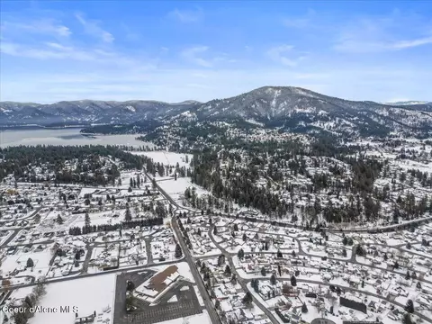 View/Area - 618 E Cloverleaf Dr, Hayden, ID 83835 photo 5 of 5