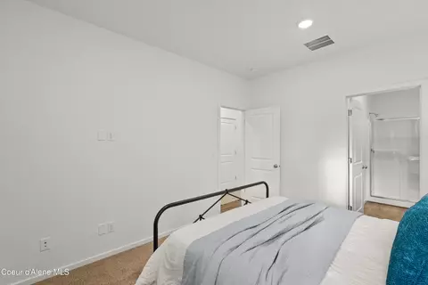 Bedroom - 5162 E Norma Ave, Post Falls, ID 83854 photo 2 of 4