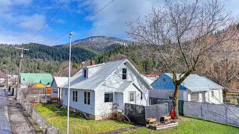 116 W Yellowstone Ave, Silverton, ID 83867