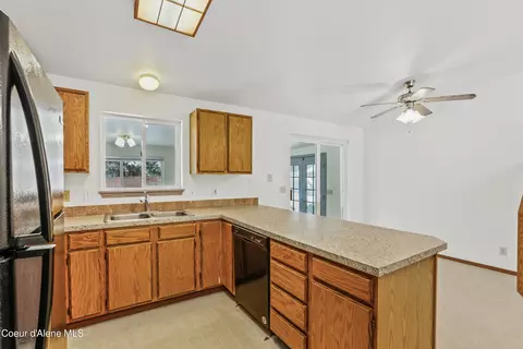 Kitchen - 1629 E Tall Timber Loop, Post Falls, ID 83854 photo 2 of 2