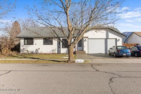9134 N Orange Blossom Ct, Hayden, ID 83835