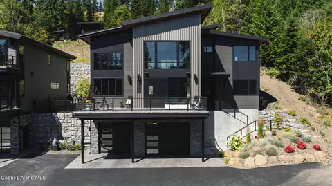 5710 E Hayden Lake Rd, Hayden, ID 83835