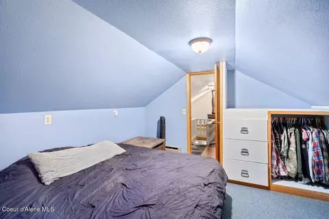 Bedroom - 201 5th St, Pinehurst, ID 83850 photo 3 of 3