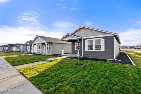 5204 E Norma Ave, Post Falls, ID 83854 photo 2