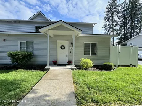 723 E Whispering Pines Ln # 17, Coeur D'alene, ID 83815