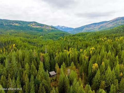 256 Twilight Ln, Sandpoint, ID 83864