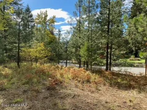Nna N Woodlake Dr, Hauser, ID 83854