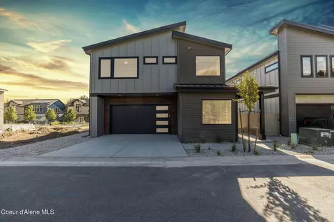 1646 W Union Dr, Coeur D'alene, ID 83814