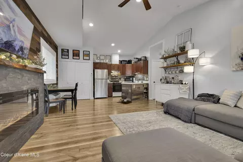 25 Fairway Dr #SPC 1, Blanchard, ID 83804