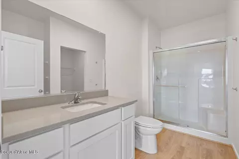 Bath - 5190 E Dorado Ave, Post Falls, ID 83854 photo 1 of 3