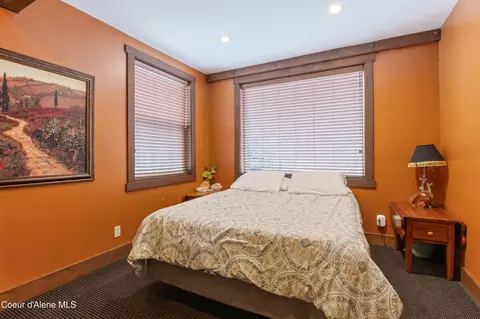 643 Mill St, Kellogg, ID 83837 photo 9