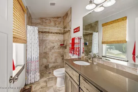 Bath - 13122 E Whitetail Dr, Athol, ID 83801 photo 2 of 5