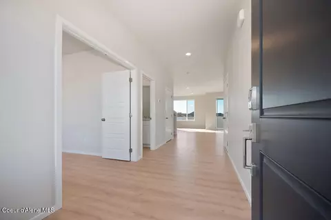 Entry Way - 2722 N Barton Loop, Post Falls, ID 83854 photo 1 of 6