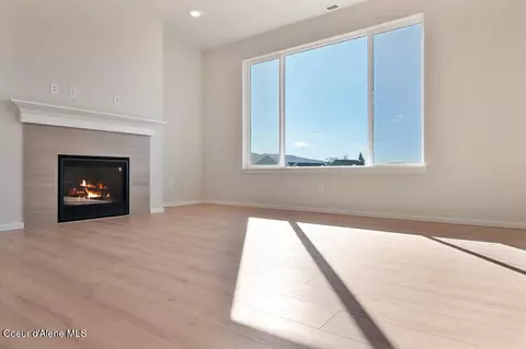 Living - 2722 N Barton Loop, Post Falls, ID 83854 photo 5 of 12