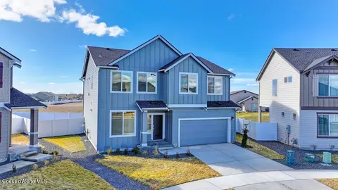 Exterior - 2722 N Barton Loop, Post Falls, ID 83854 photo 3 of 8