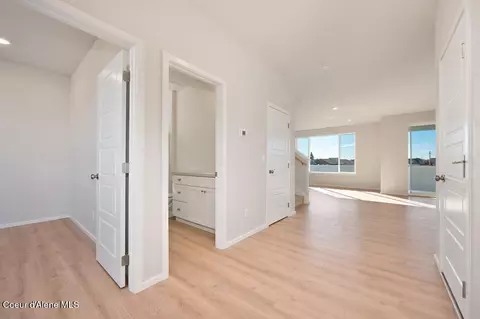 Entry Way - 2722 N Barton Loop, Post Falls, ID 83854 photo 3 of 6