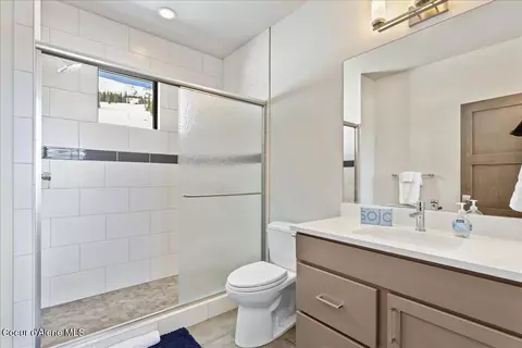 Bath - 26 Headwall Dr, Sandpoint, ID 83864 photo 3 of 5