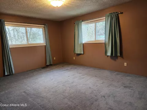 Bedroom - 109 Greenview Ter, Pinehurst, ID 83850 photo 1 of 6