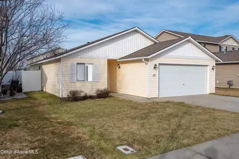 3242 W Lotze Loop, Coeur D'alene, ID 83815