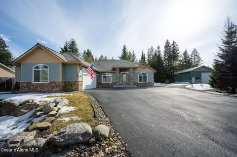 4587 W Delaware St, Spirit Lake, ID 83869