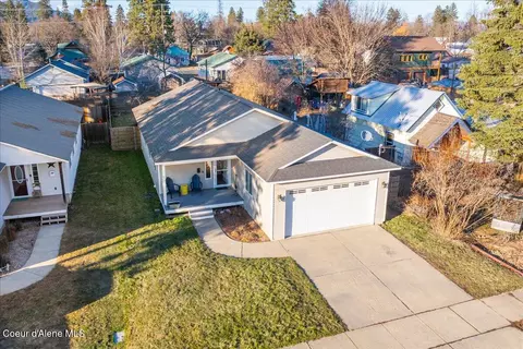 916 W Lake St, Sandpoint, ID 83864