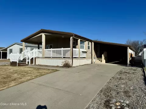 647 W Minnesota Ave, Hayden, ID 83835