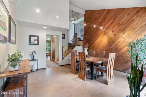 Dining - 14709 W Riverview Dr, Post Falls, ID 83854 photo 1 of 2