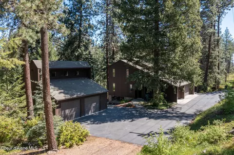 14709 W Riverview Dr, Post Falls, ID 83854