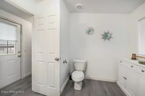 Entry Way - 64 Campbell Loop, Laclede, ID 83841 photo 4 of 6